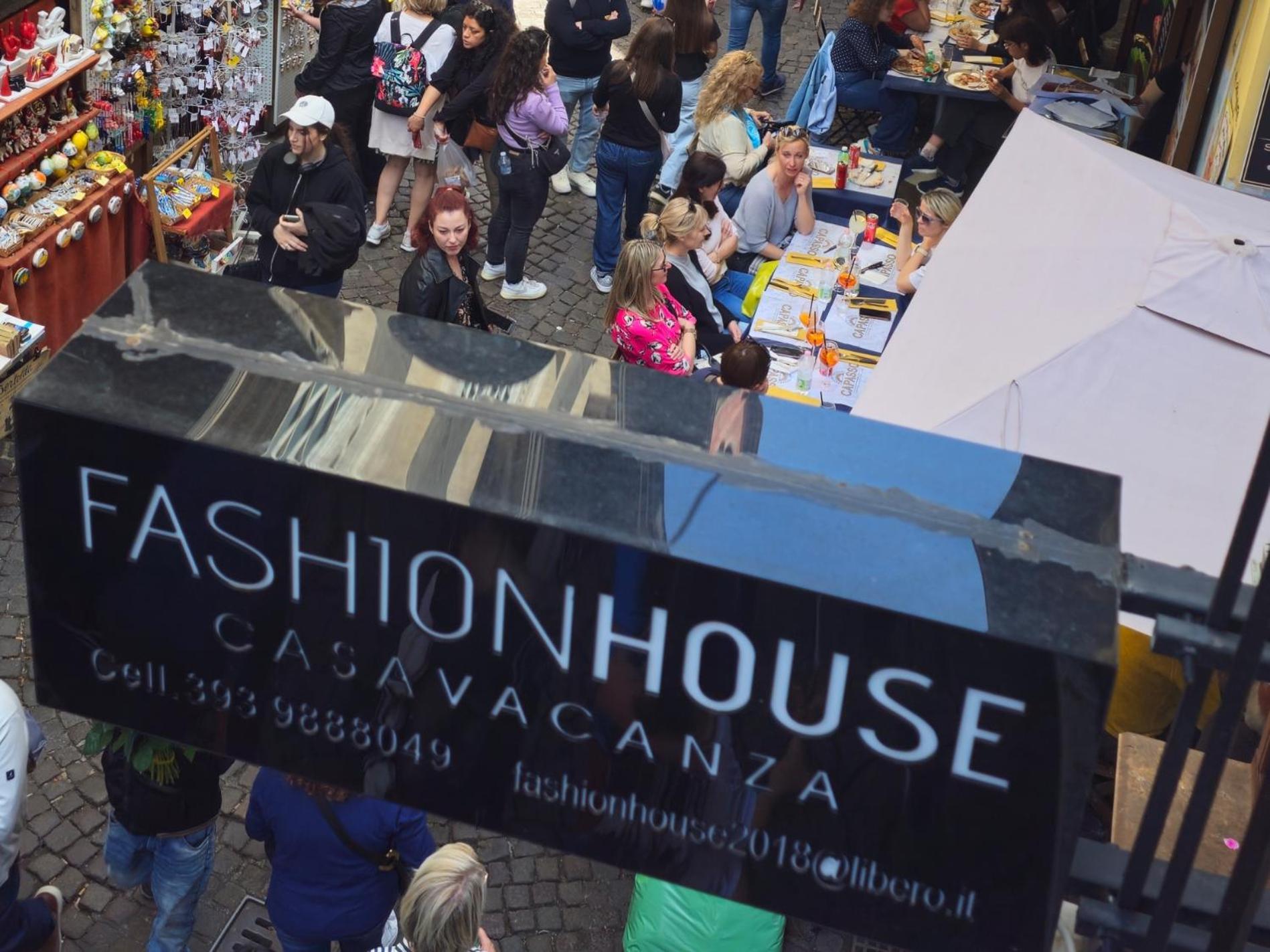 Fashion House Spaccanapoli المظهر الخارجي الصورة